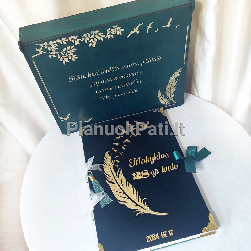 Knyga palinkėjimams personalizuotu viršeliu-3