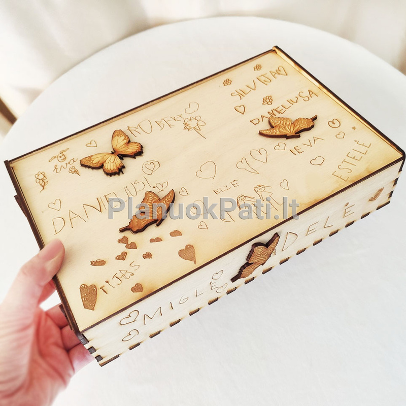 Dėžutė mokytojai su vaikų rašytais užrašais-7